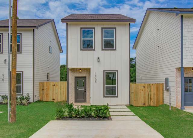 Property at 15305 Coaltown Rd, Willis, TX 77378, 3 beds, 2 baths