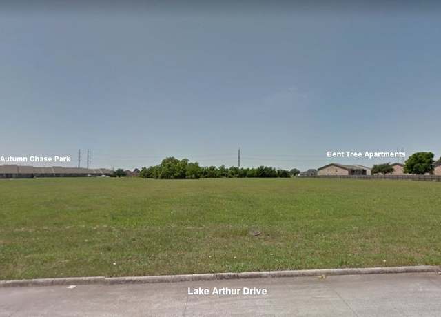 Property at 7051 Lake Arthur Dr, Port Arthur, TX 77642