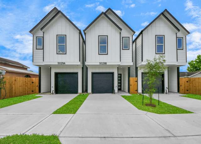 Property at 5029 Broom St Unit A, Houston, TX 77091, 3 beds, 2.5 baths