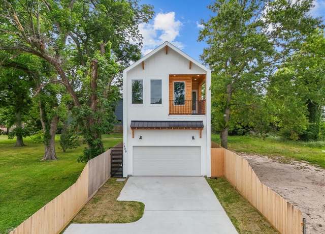 Property at 7909 N Main St, Houston, TX 77022, 3 beds, 2.5 baths