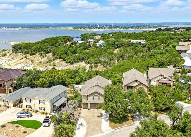 Property at 605 Riviera Dr, Canyon Lake, TX 78133, 4 beds, 3.5 baths
