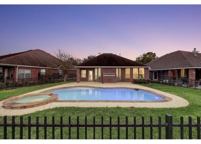 Property at 10531 Oleander Point Dr, Houston, TX 77095, 3 beds, 2 baths