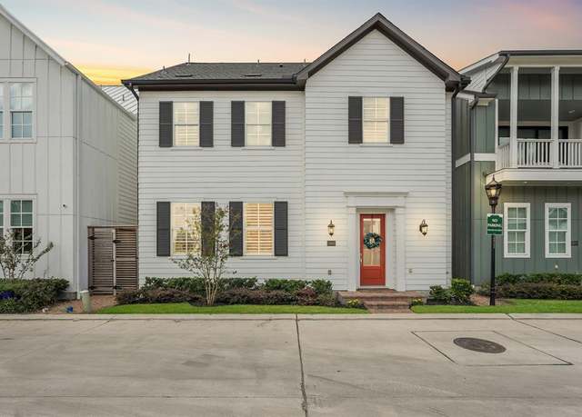 Property at 2405 W Kolbe Ln, Houston, TX 77080, 3 beds, 2.5 baths