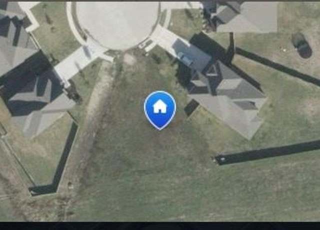 Property at 13503 Red Bloom Cir, Mont Belvieu, TX 77523