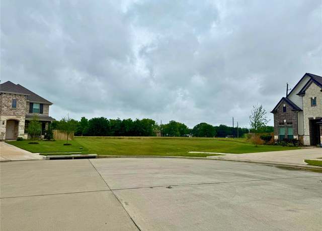 Property at 13503 Red Bloom Cir, Mont Belvieu, TX 77523