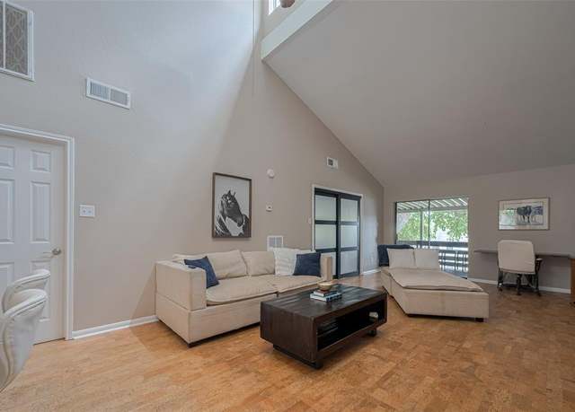 Property at 182 April Point Dr N, Conroe, TX 77356, 2 beds, 2 baths