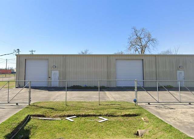 Property at 1313 Petroleum St, La Marque, TX 77568, 0.5 baths