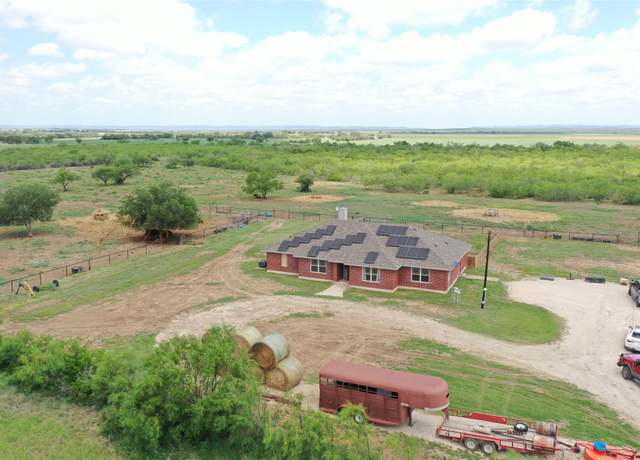 Property at 2259 County Road 325, Sabinal, TX 78881, 4 beds, 3 baths