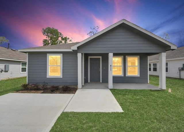 Property at 811 Jefferson Ave, Cleveland, TX 77327, 3 beds, 2 baths