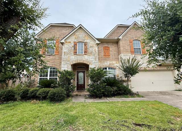 Property at 12503 Pepper Creek Ln, Pearland, TX 77584, 4 beds, 2.5 baths