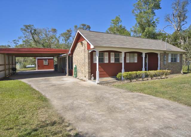 Property at 6823 County Road 659, Brazoria, TX 77422, 2 beds, 2 baths