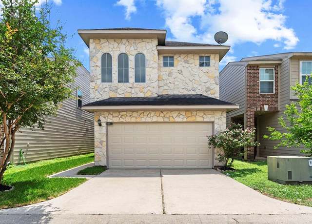 Property at 10911 Panther Ct, Houston, TX 77099, 3 beds, 2.5 baths