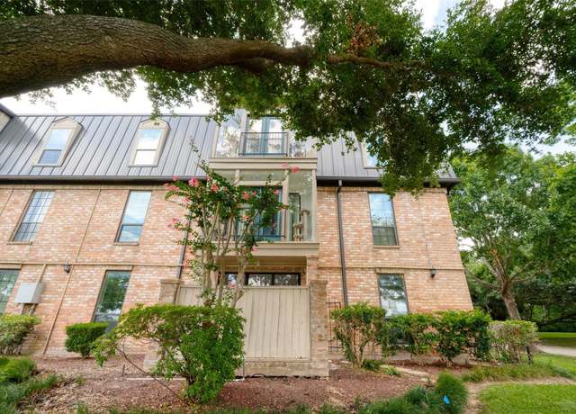 Property at 2400 N Braeswood Blvd #106, Houston, TX 77030, 2 beds, 2.5 baths
