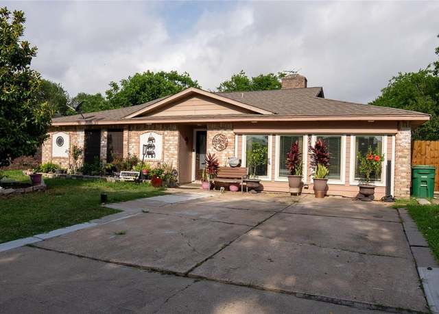 Property at 6238 Westwick Dr, Houston, TX 77072, 4 beds, 2 baths