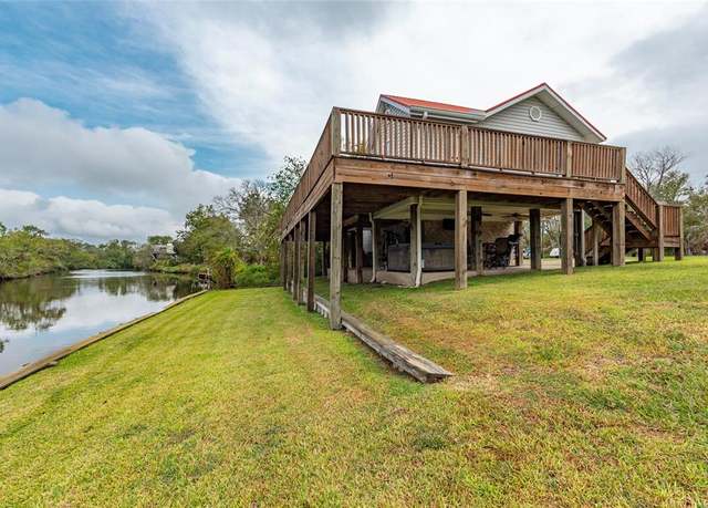 Property at 431 Shady Oaks Hbr, Alvin, TX 77511, 4 beds, 2 baths