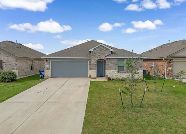 Property at 8022 Front Nine Ln, Navasota, TX 77868, 4 beds, 2 baths