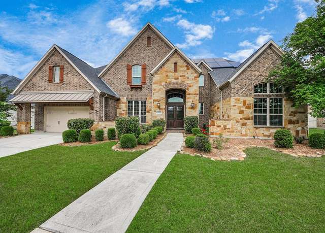Property at 10458 Lake Palmetto Dr, Conroe, TX 77385, 6 beds, 4.5 baths