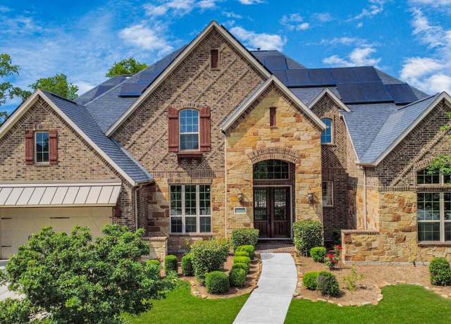 Property at 10458 Lake Palmetto Dr, Conroe, TX 77385, 6 beds, 4.5 baths