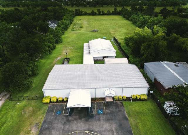 Property at 2027 Fm 1942 Rd, Crosby, TX 77532, 5 beds, 4 baths