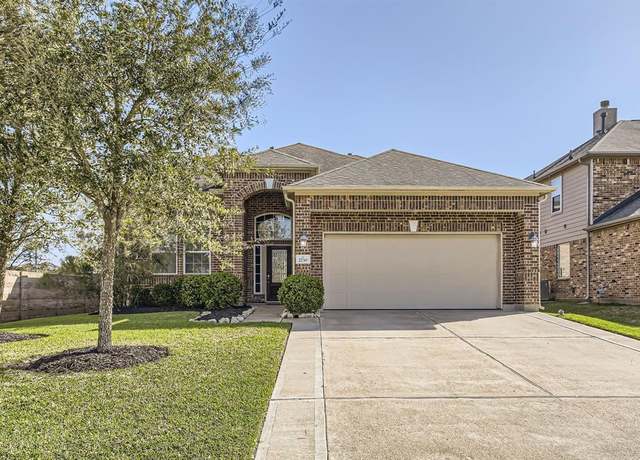 Property at 2730 Diamond Vista Ln, Rosharon, TX 77583, 4 beds, 3.5 baths