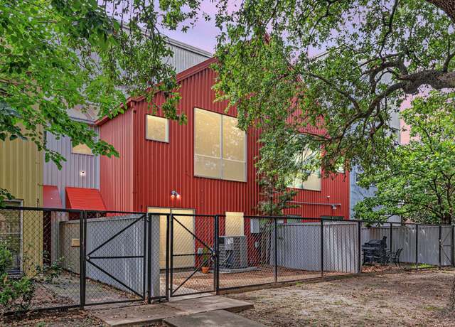 Property at 2712 La Branch St, Houston, TX 77004, 2 beds, 2 baths