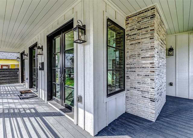 Property at 1030 Voight St, Houston, TX 77009, 5 beds, 5.5 baths