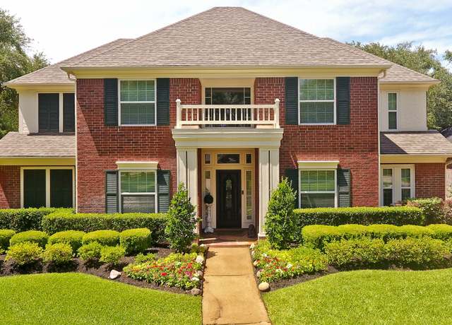 Property at 4403 Jamaica Dr, Sugar Land, TX 77479, 4 beds, 2.5 baths