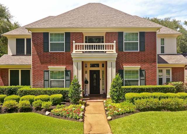 Property at 4403 Jamaica Dr, Sugar Land, TX 77479, 4 beds, 2.5 baths