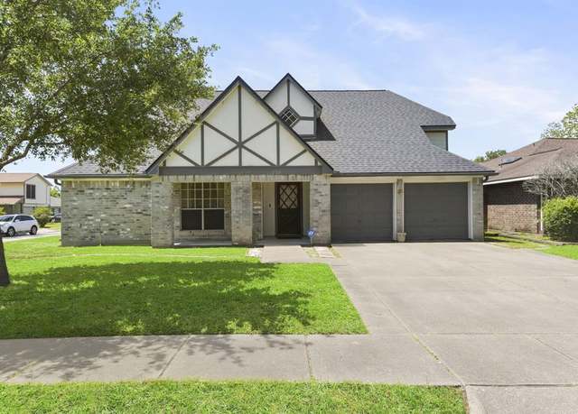 Property at 3816 Redbud Dr, La Porte, TX 77571, 4 beds, 2.5 baths