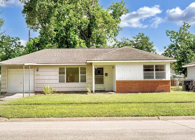Property at 12413 Palmbeach St, Houston, TX 77034, 3 beds, 1 bath