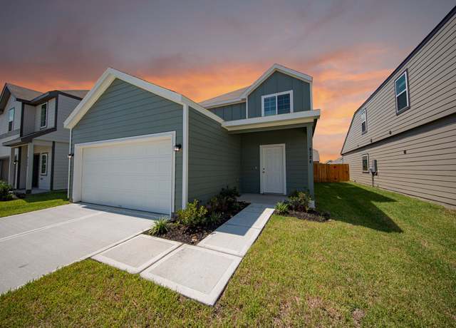 Property at 8124 Alpine Bearberry Dr, Houston, TX 77016, 4 beds, 2.5 baths