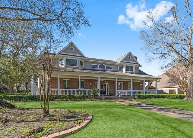 Property at 11407 Squiredale Dr, Houston, TX 77070, 5 beds, 4 baths