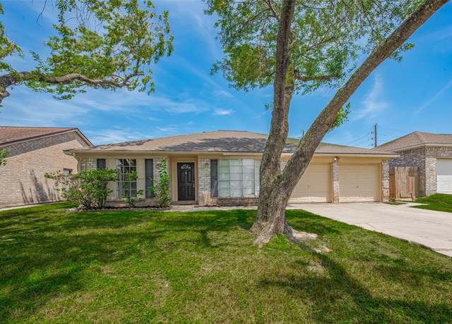 Property at 10306 Jillana Kaye Dr, Houston, TX 77086, 3 beds, 2 baths