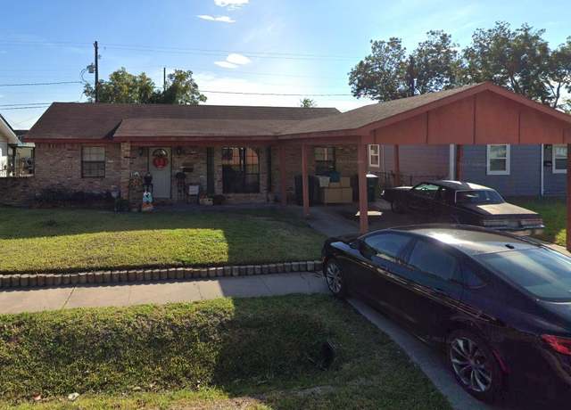 Property at 3201 Stallings Dr, Houston, TX 77088, 4 beds, 2 baths