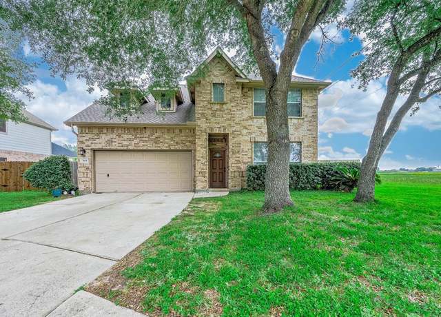 Property at 3915 Conroe Lake Ct, Pearland, TX 77581, 4 beds, 2.5 baths
