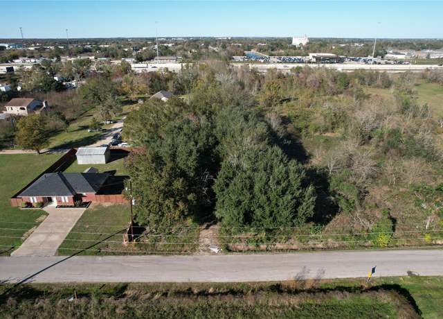 Property at 4700 11th St, Brookshire, TX 77423