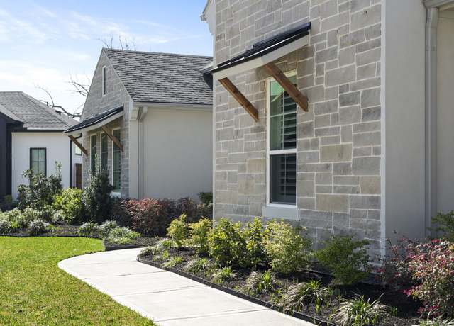 Property at 4103 Willowisp Ct, Fulshear, TX 77441, 4 beds, 4.5 baths