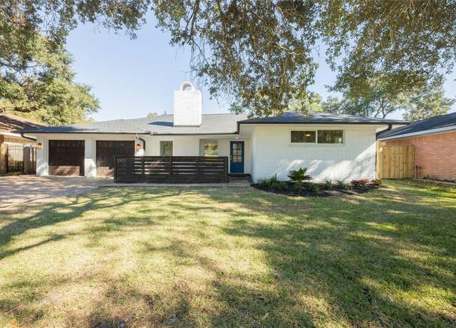 Property at 10819 Oasis Dr, Houston, TX 77096, 3 beds, 2.5 baths