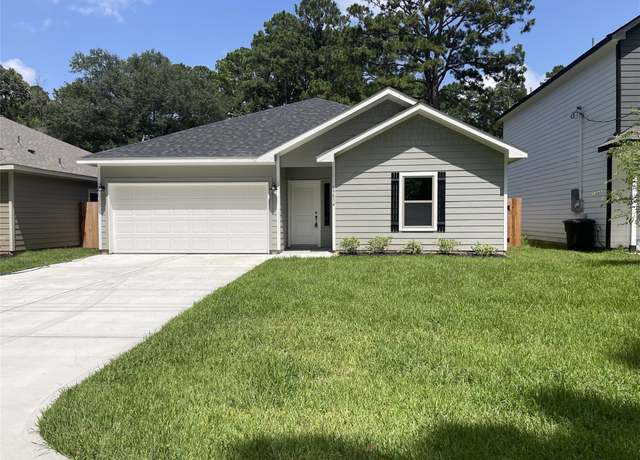 Property at 15834 Aspen Dr, Montgomery, TX 77356, 3 beds, 2 baths