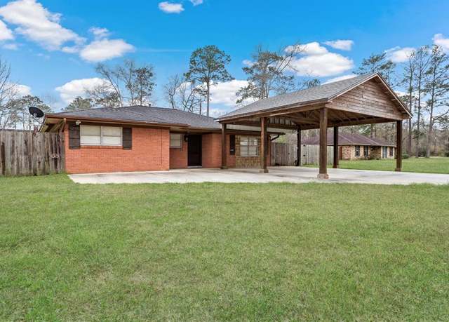 Property at 13325 Saddlewood Ct, Beaumont, TX 77713, 3 beds, 2 baths