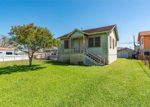 Property at 5621 Avenue Q 1/2, Galveston, TX 77551, 2 beds, 1 bath