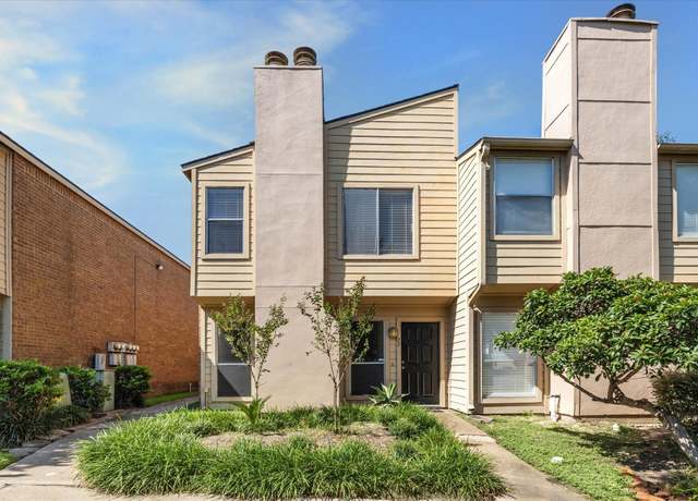 Property at 1500 Sandy Springs Rd #22, Houston, TX 77042, 2 beds, 2.5 baths