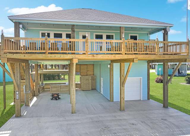 Property at 917 Westview, Crystal Beach, TX 77650, 3 beds, 2 baths