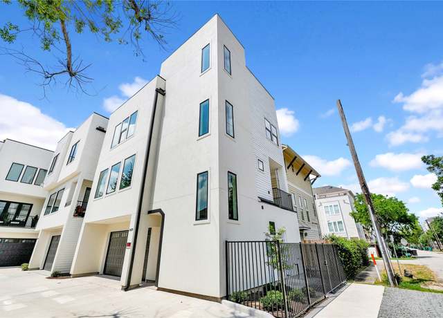 Property at 5439 Darling St, Houston, TX 77007, 3 beds, 3.5 baths