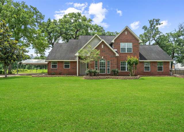 Property at 996 Scroggins Ln, Waller, TX 77484, 4 beds, 3 baths