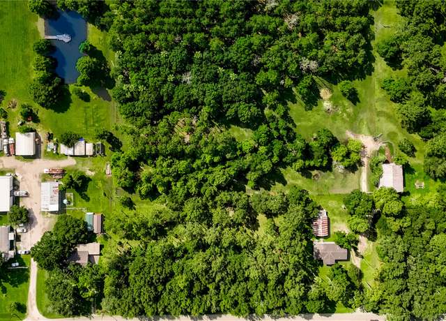 Property at 2052 County Road 540, Alvin, TX 77511, 3 beds, 2 baths