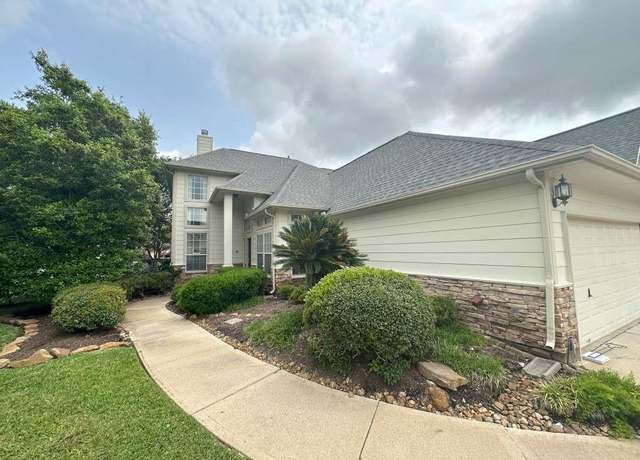 Property at 7203 Welshwood Ln, Sugar Land, TX 77479, 3 beds, 2.5 baths