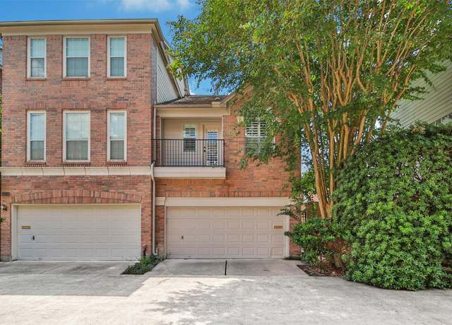 Property at 4414 Castle Court Pl, Houston, TX 77006, 3 beds, 3.5 baths