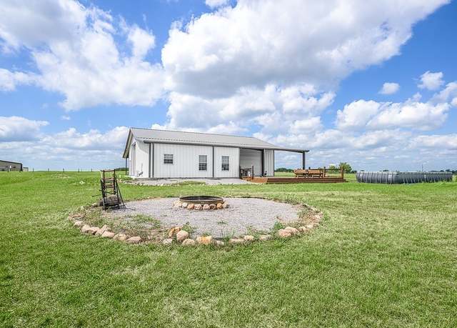 Property at 1970 Texas Highway 159, Fayetteville, TX 78940, 1 bed, 1 bath