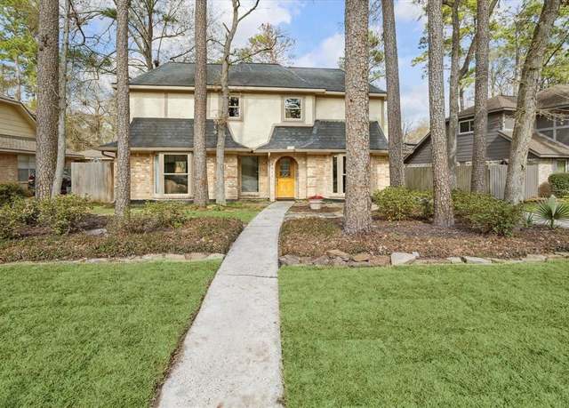 Property at 2011 Willow Point Dr, Kingwood, TX 77339, 4 beds, 2.5 baths